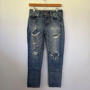 American Eagle Distressed Boy Crop Jeans - 00